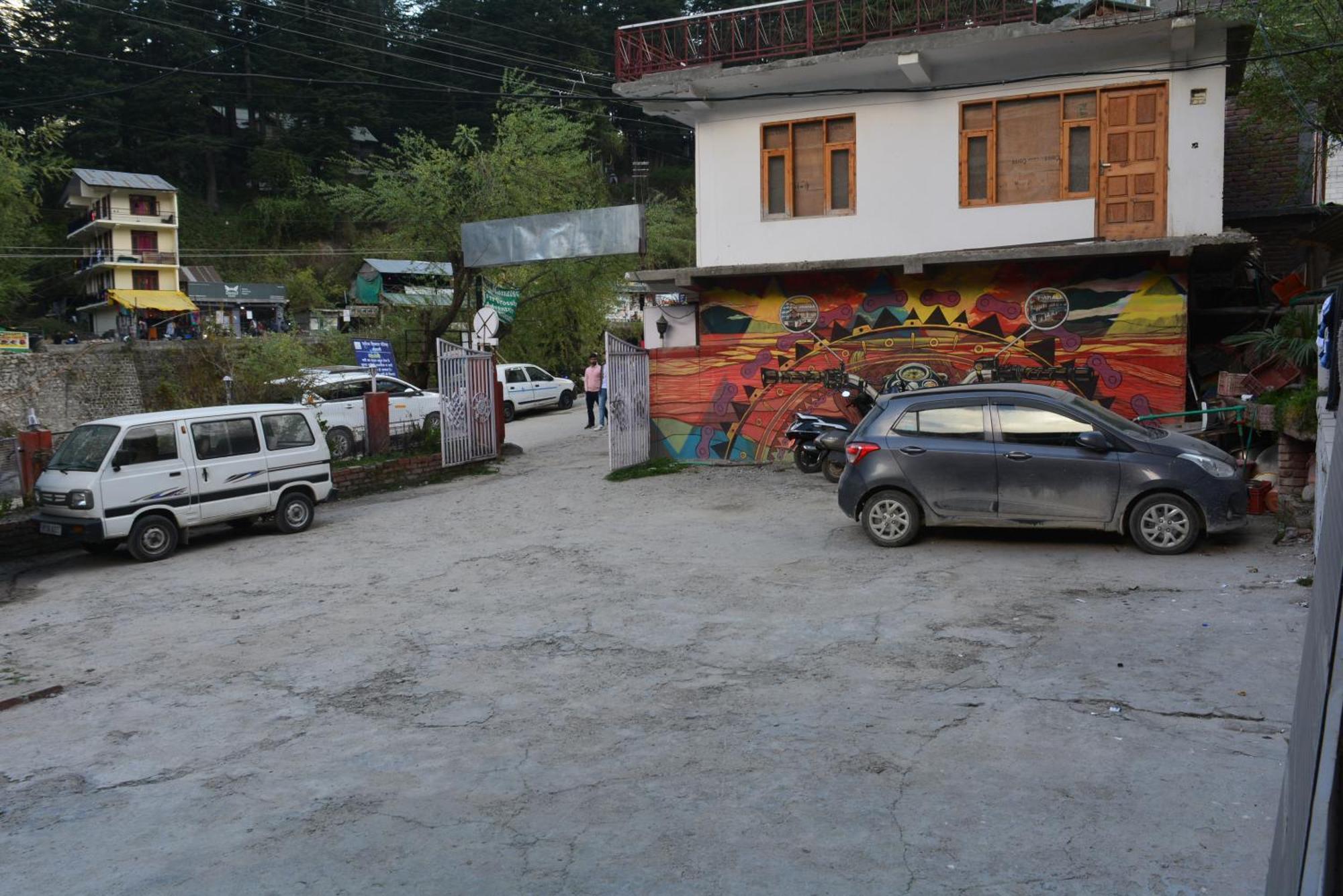 The Neelgiris Hotel Manali  Exterior photo